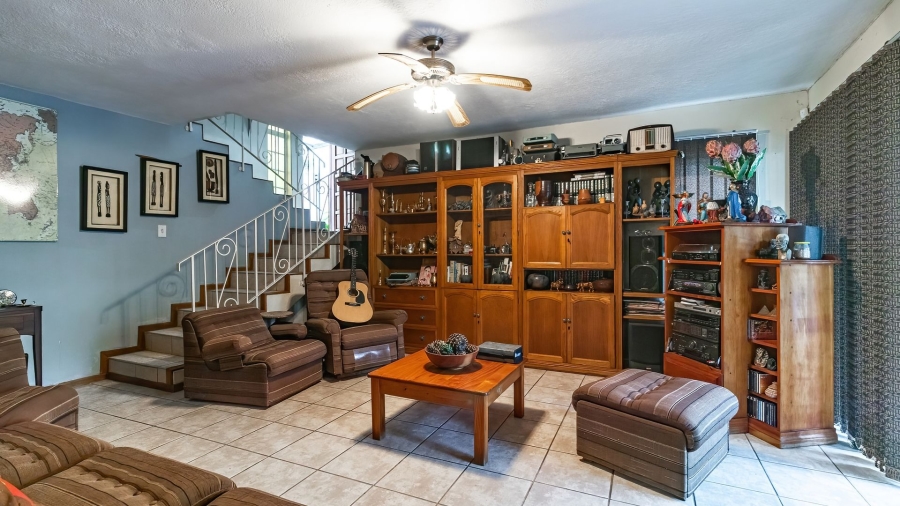 3 Bedroom Property for Sale in Kaffrarian Heights Eastern Cape